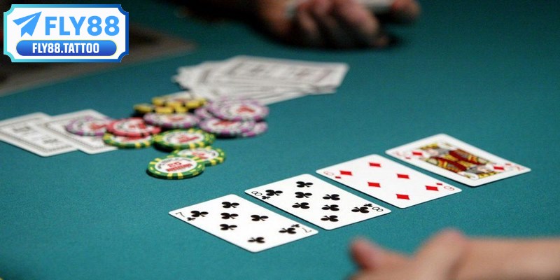 Luật chơi Xì Tố đơn giản mang đến giờ phút chơi bài đầy kịch tính